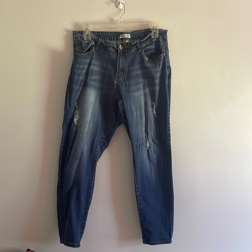 Escolour distressed denim jeans size 20